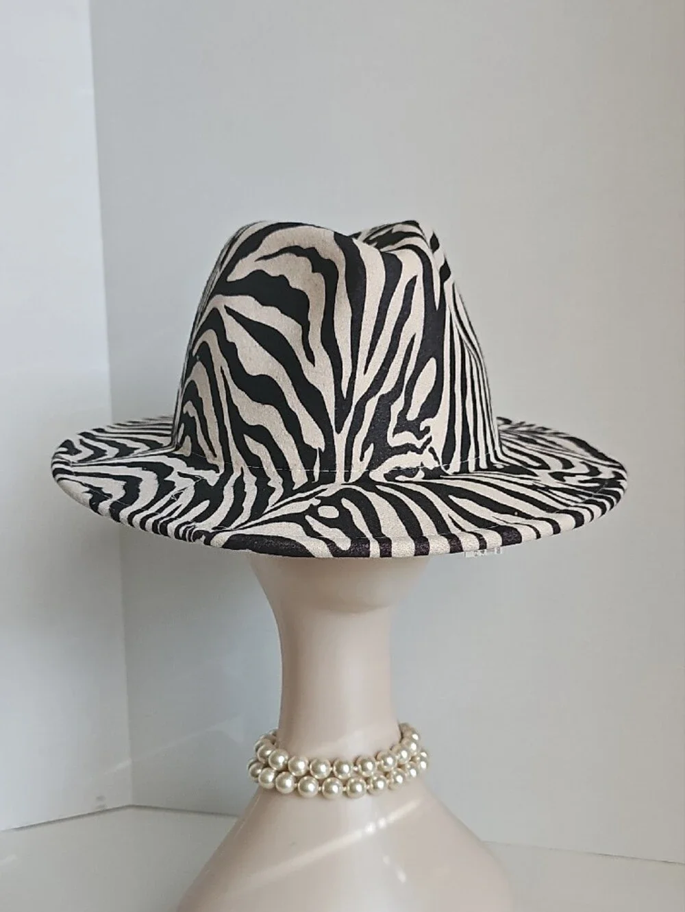 Beloved Millinery Gorgeous Zebra Print Wide Brim Panama Fedora Hat Black & Cream